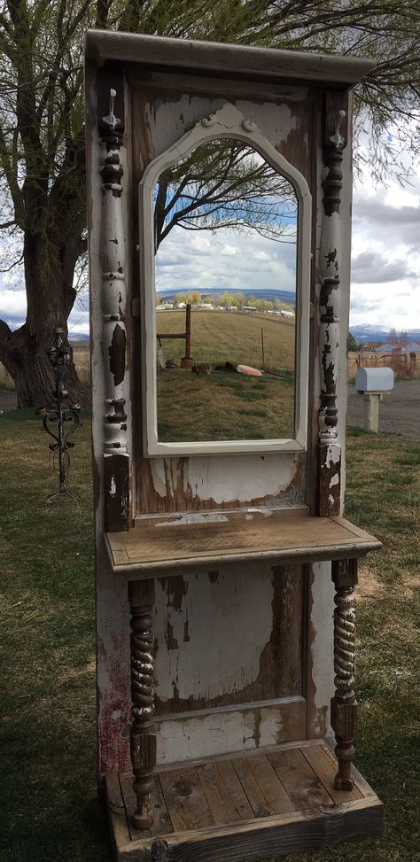 Old Door Vanity, Antique Door Ideas, Old Door Mirror, Old Door Diy, Old Doors Repurposed, Old Garage Door, Remodeled House, Door Hall Trees, Garage Door Ideas