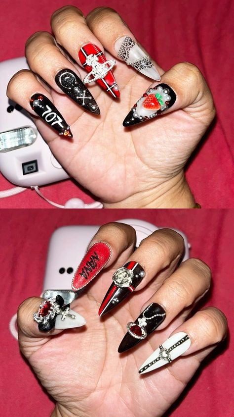 Nana Nails, Strawberry Kawaii, Anime Nana, Set Nails, Nana Osaki, Anime Nails, Stylist Tattoos, Nails Inspo, Stylish Nails