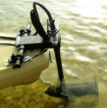 Kayak Trolling Motor Mount Diy, Kayak Trolling Motor Mount, Pedal Powered Kayak, Motorized Kayak, Kayak Motor, Kayak Trolling Motor, Trolling Motor Mount, Kayak Fishing Setup, Kayak Equipment