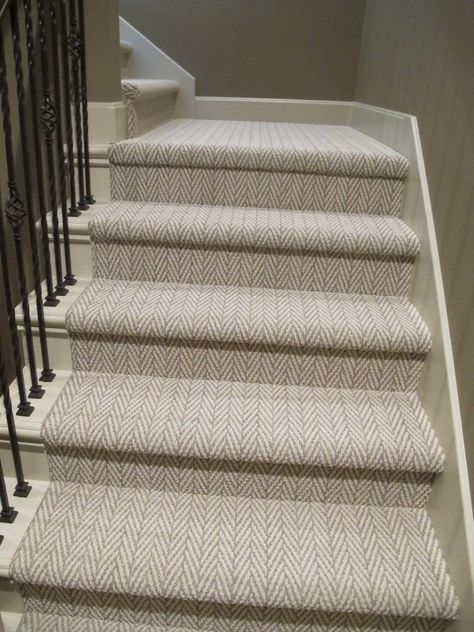 Stairway Carpet, Patterned Stair Carpet, Room Pieces, Carpet Staircase, Stair Ideas, House Staircase, Porch Colors, Staircase Remodel, Stair Carpet