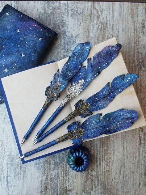 Galaxy Witch, Magic Ritual, Feather Pen, Bird Wings, Pen Shop, Magical Jewelry, Cute School Supplies, Dip Pen, Fantasy Jewelry