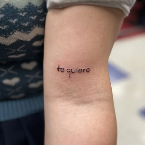 JustinCariagaArt on Instagram: “\\ te quiero // Memorial tattoo for a loved one. Thank you Gina for your trust. Honored to bless you with this Meaningful piece in his…” Handwritten Tattoo Memorial, Thank You Tattoo, Tattoo For A Loved One, Handwriting Tattoo, Peace Tattoo, Tattoo Mom, Handwriting Tattoos, Peace Tattoos, Autumn Moon