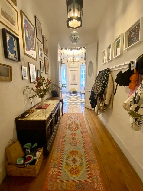 Hallway Refresh, White Tile Floors, Coat Hooks Hallway, Barcelona Flat, Black White Tile, Spanish Style Tile, Spanish Apartment, Urban Poetry, Bohemian Apartment