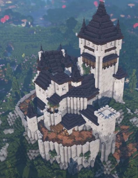 Castle Reference, Whimsical Castle, Minecraft Castle Blueprints, Dream Minecraft, Minecraft Castle Designs, Minecraft Kingdom, Disney Castles, Mc Ideas, Minecraft Mansion