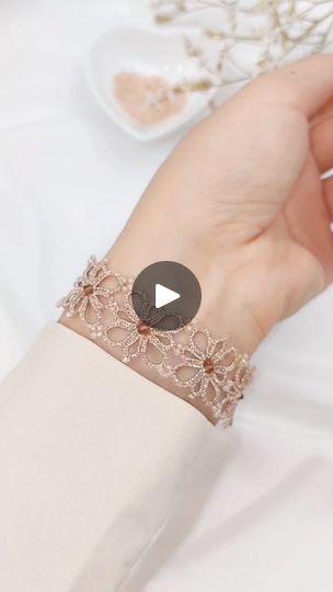 Tatting With Beads, Tatting Bracelet, Sewing Tips, Happy Moments, My Story, Sewing Hacks, Tatting, Beaded Bracelets, In This Moment