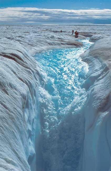 Weather Underground, Alam Yang Indah, Reykjavik, Pretty Places, On The Edge, Places Around The World, Amazing Nature, The Edge, Beautiful World