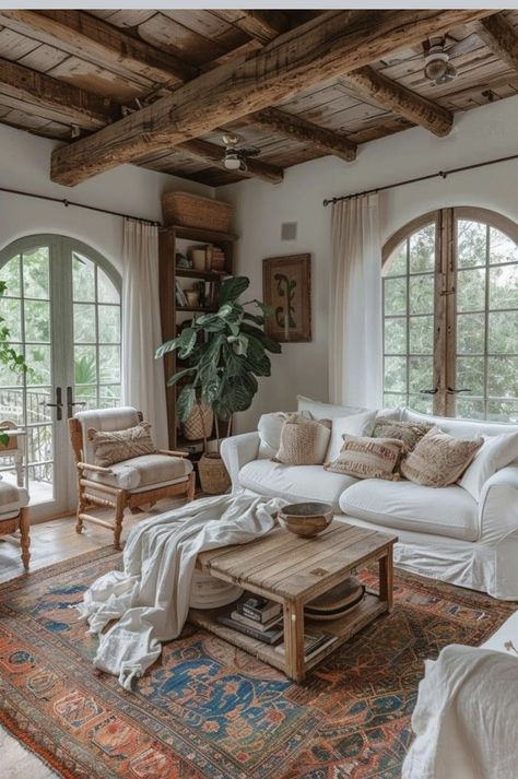 Pueblo Style Homes Interior, Boho Southwestern Living Room, Southwest Home Exterior, Modern Spanish Home Interior, Hacienda Living Room, Spanish Style Living Room, Mexican Homes, Southwest Style Home, Southwestern Living Room