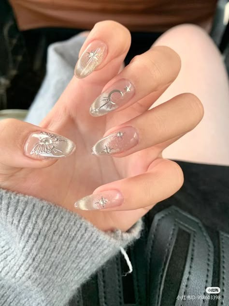 Nails Acrylic For Graduation, Nail Designs For Graduation, Fang Nails, Korea Nails Design, Prom Nail Inspo, Bohemian Nails, Korea Nail, Grad Nails, Adorable Nails