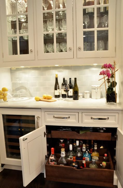 Basements are notorious for being dark little caves of a space. While this is not the case with every basement, it can be a challenge for many of us baseme Organiser Cucina, Bar In Casa, Kitchen Desks, Built In Bar, Basement Bar, Butler's Pantry, Bar Areas, Kitchen Redo, Kitchen Remodel Idea