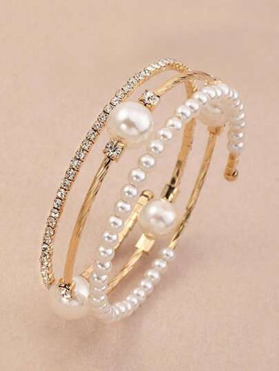 Plastic Bangles, The Bangles, Trendy Fashion Jewelry, Rhinestone Decor, Gold Bangle Bracelet, Watches Women Fashion, Rhinestone Bracelet, Adjustable Bracelet, Gold Bangles