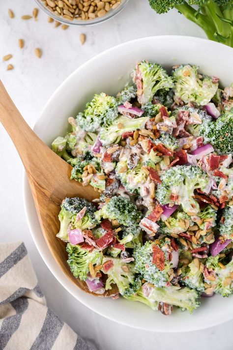 Brocoli Salad, Yogurt Substitute, Broccoli Salad With Bacon, Salad Bacon, Healthy Broccoli Salad, Recipe With Bacon, Broccoli Bacon, Greek Yogurt Dressing, Yoghurt Dressing