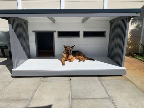 Dog Outside House, House For Dogs Outdoor, Luxury Dog House Outdoor, Custom Dog House Outdoor, Modern Dog House Outdoor, Dog House For 2 Dogs, Dog Shed House, Huge Dog House, Outside Dog Houses For Big Dogs