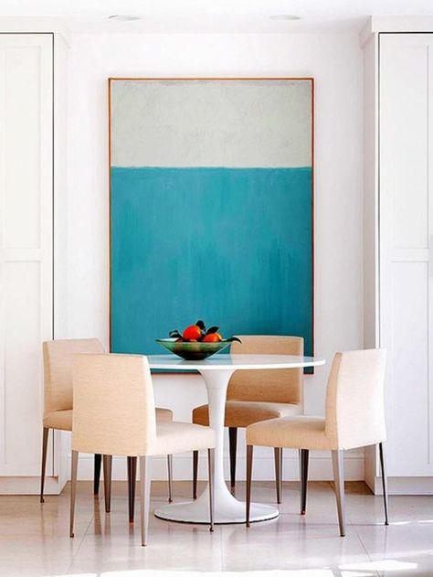 Big Appetite: 20 Dining Rooms With Large Scale Art | Apartment Therapy Large Scale Art, Diy Wand, Big Wall Art, Dining Room Art, Beautiful Dining Rooms, Design Blogs, Oversized Art, Large Dining Room, Diy Art Projects