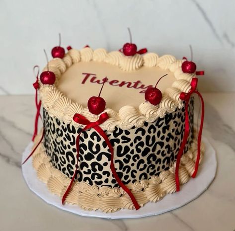 19 Heart Cake, Red And Cheetah Birthday, Cheetah Cake Ideas, Cheetah Print Cake Ideas, Cheetah Cake Birthday, Cheetah Print Birthday Party Ideas, Cheetah Print Birthday Cake, Birthday Cake 19th Birthday, Leopard Birthday Party Ideas