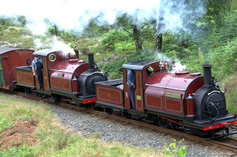 Railway Photography, Steam Trains Uk, Old Steam Train, Heritage Railway, Train Railway, Steam Engine Trains, Steam Railway, Train Times, Old Trains