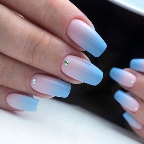 Ongles Baby Blue, Pink Blue Nails, Nail Art Bleu, Ombre Nail Colors, Blue Ombre Nails, Ombre Nail Art Designs, Unghie Sfumate, Baby Blue Nails, Pink Ombre Nails