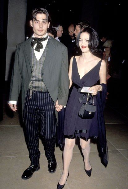 Winona Ryder Style, Winona Ryder 90s, Johnny And Winona, 90s Johnny Depp, Johnny Depp And Winona, Winona Forever, Carla Diaz, Stranger Things Premiere, 90s Fashion Women