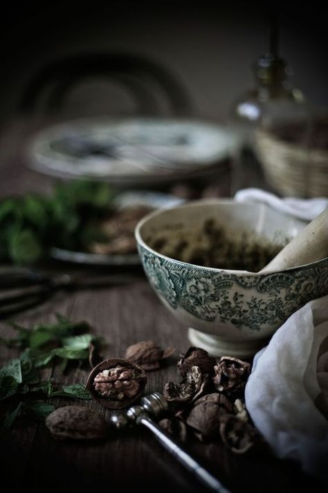 Hedge Witch, Food Photography Styling, Witch Aesthetic, Kitchen Witch, Green Witch, Witchy Vibes, Witchy Things, Beautiful Food, The Witch