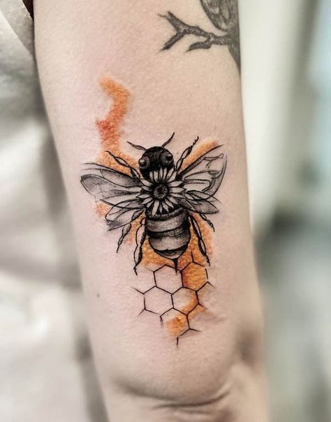 Bee Tattoo Meaning, Bee And Flower Tattoo, Queen Bee Tattoo, Small Bee Tattoo, Honey Bee Tattoo, Honeycomb Tattoo, Bumble Bee Tattoo, Bone Tattoos, Intricate Tattoo