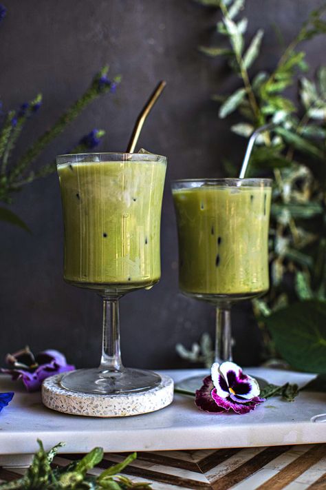 Try this Thai Green Tea (ชาเขียว) drink for a taste of Thailand in your own home! It combines Thai tea mix with matcha powder and sweetened condensed milk for a delicious blend of flavors. This refreshing drink is perfect for hot summer days or when you want something special to satisfy your cravings. #thaigreentea #thaitea #greentea #greentealatte #thaigreenmilktea #thaimilktea #greenmilktea #matcha #matchalatte Thai Green Tea, Milk Green Tea, Thai Coffee, Green Thai, Thai Milk Tea, Matcha Green Tea Latte, Brown Sugar Syrup, Black Tea Bags, Green Tea Latte