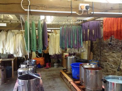 Amanda's Adventures in Wool Land~~Would be so excellent to have a dyeing ROOM!! Wow! Dye Lab, Dye Studio, Craft Shed, Outdoor Tub, Art Studio Design, Crochet Blanket Designs, Crochet Blog, Spinning Fiber, Yarn Store