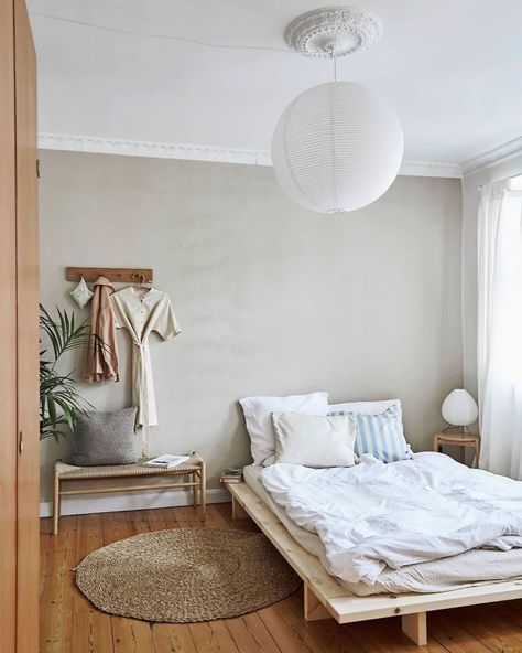 Karup Design on Instagram: “Your • Japanese • room  Where the weekends should be spent. The most cozy Japanese inspired Scandinavian bedroom. ✨ @annaceciliep  bedroom…” Japan Bedroom Design, Japan Bedroom, Modern Japanese Bedroom, Japanese Minimalist Bedroom, Bedroom Japanese Style, Japanese Bedroom Ideas, Japanese Style Bedroom, Japandi Bedroom, Japanese Bedroom