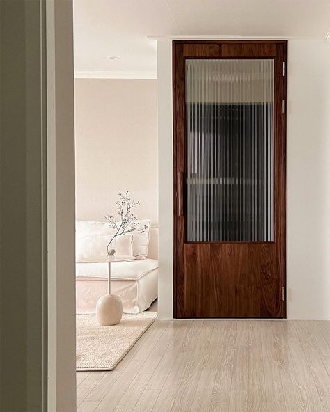 Sliding Door Small Space, Kitchen Door Ideas Entrance, Reed Glass Door, Wood And Glass Door, Fluted Glass Door, Home Office Door, Doors With Windows, Kitchen Door Designs, Wood Glass Door