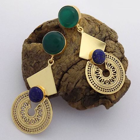 Gold Jhumka, Gold Pendent, Gold Jhumka Earrings, Metal Jewellery, Ear Accessories, Nature Fashion, Earrings Indian, India Jewelry, Gold Earrings Designs