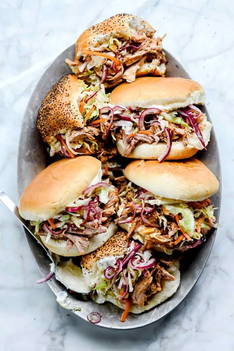 Pulled Pork Sliders Crock Pot Recipes, Pulled Pork Platter, Pork Shoulder Sandwich Recipes, Recipe With Pulled Pork, Shredded Pork Sandwiches, Pulled Pork Ideas, Pulled Pork Slow Cooker, Slow Cooker Pulled Pork Sandwiches, Easy Pulled Pork Slow Cooker