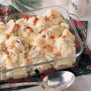 Christmas Cauliflower, Cauliflower Recipe, Cauliflower Casserole, 31 Days, Christmas Parties, Swiss Cheese, Vegetable Sides, Cauliflower Recipes, Veggie Sides