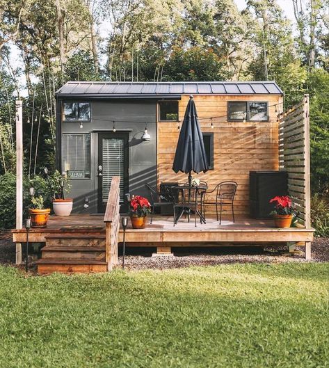 Hawaii Tiny House, Off Grid Tiny House, Tiny House Nation, Tiny House Community, Micro House, Tiny House Movement, Tiny Houses For Sale, Tiny House Cabin, Cabin In The Woods