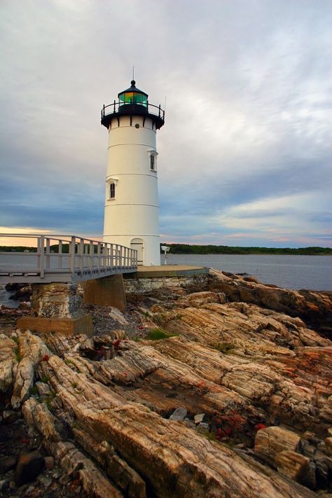 https://flic.kr/p/7iqJCy | Portsmouth Harbor Lighthouse, New Hampshire | Portsmouth Harbor Lighthouse, New Castle, New Hampshire. For more, see lighthouse.cc/portsmouth/ Image 446_4693adj New Hampshire Travel, Portsmouth New Hampshire, New England Coast, England Road Trip, New England Road Trip, England Photography, New England States, Portsmouth Nh, New England Travel