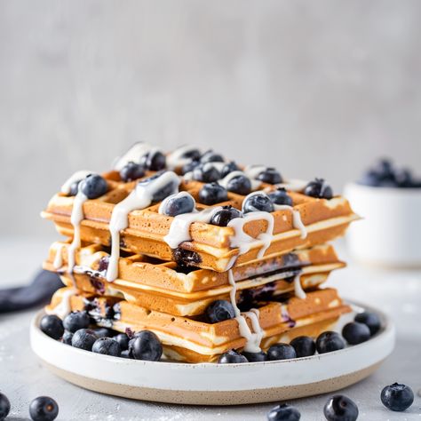 Blueberry Cinnamon Waffles - Krystel's Cooking Blue Waffles, Waffles With Cream Cheese, Christmas Morning Traditions, Cake Waffles, Christmas Pancakes, Morning Recipes Breakfast, Cinnamon Waffles, Blueberry Waffles, Breakfast Recipe Ideas