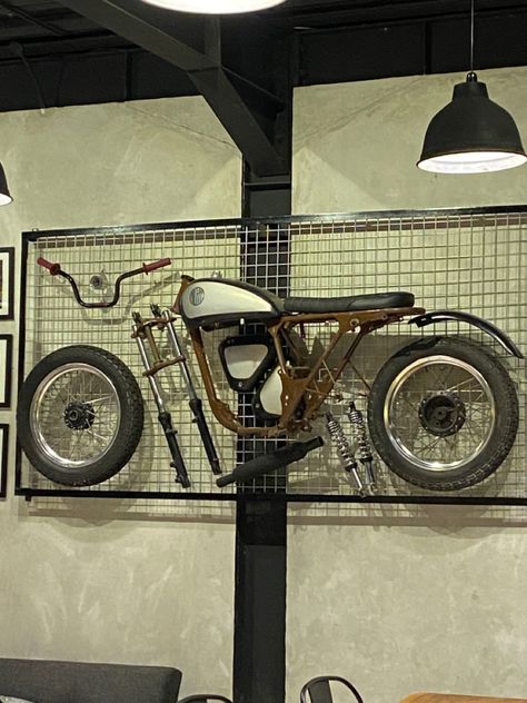 Bike On Wall Decor, Motorcycle Workshop Ideas, Motorcycle Storage Garage, Barbershop Design Interior, Biker Bar, Garage Workshop Plans, Motorcycle Storage, Workshop Plans, Bike Room