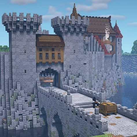 20 Minecraft Castle Build Ideas - Mom's Got the Stuff Minecraft Castle Walls, Minecraft Medieval Castle, Minecraft Castle Blueprints, Minecraft Castle Designs, Minecraft Kingdom, Minecraft Wall, Rumah Minecraft Sederhana, Minecraft Structures, Bangunan Minecraft