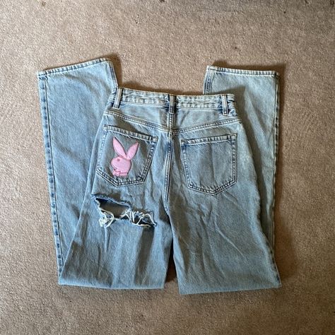 Playboy jeans with pink bunny logo Playboy Bunny Jeans, 2000s Teen Fashion, 90 Actress, Playboy Clothes, Playboy Bunny Outfits, Y2k Trashy, Aesthetic Clothing Stores, Png Clothes, Bunny Logo