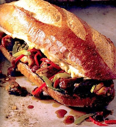 Kielbasa Sandwich Recipes, Chile Habanero, Specialty Sandwiches, Best Sandwich Recipes, Spicy Meatballs, Gourmet Sandwiches, Sub Sandwiches, Red Chile, Beef Meatballs