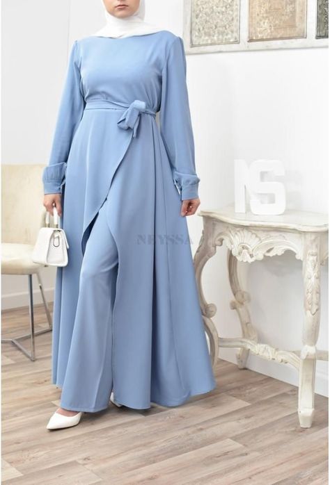 Muslimah Fashion Outfits Dresses, Ensemble Hijab Style, Muslim Women Clothing, Islamic Fashion Dresses, Hijabista Fashion, Estilo Hijab, Modest Dresses Fashion, Muslim Fashion Hijab Outfits, Modest Dresses Casual