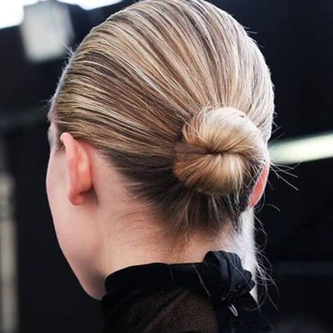 Astrid Hairstyle, Tight Bun Hairstyles, Athleisure Hair, Dawn Core, Tight Ponytail, Two Buns Hairstyle, Ponytail Updo, Knot Hair, Hair Hat