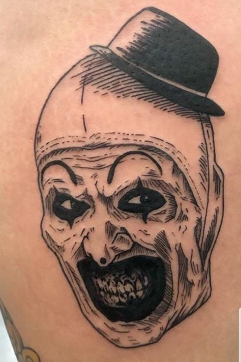 Horror Movie Patchwork Sleeve, Scary Tattoos Dark Art Sleeve, Art The Clown Terrifier Tattoo Design, Horror Flash Tattoo Sheet, Terrifier Tattoo Design, Saw Movie Tattoo Ideas, Horror Movies Tattoos, Django Tattoo, Horror Portrait Tattoo