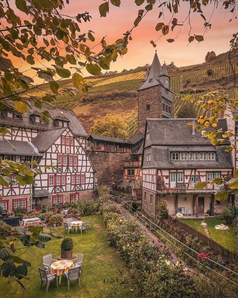 Home / Twitter Bacharach Germany, Mainz Germany, Beautiful Town, Virtual Travel, City Landscape, Beautiful Places To Travel, City Travel, Germany Travel, Travel Planner