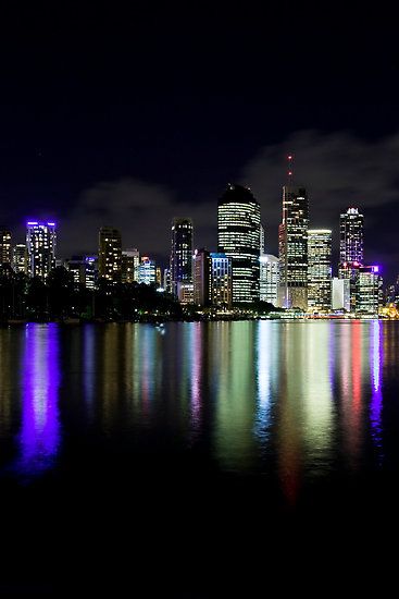 My sleepy little town is no longer little nor sleepy City By Night, Rugby Boys, Brisbane City, City Night, Dark Phone Wallpapers, Holiday Inspiration, Long Exposure, Negative Space, Square Shape