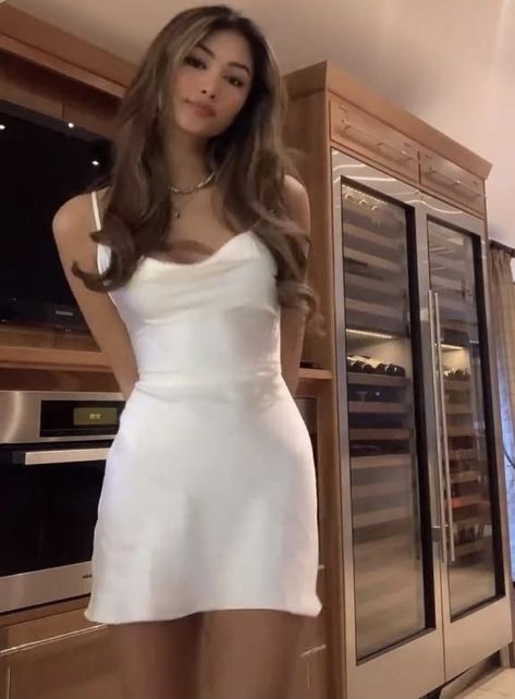 Short Silk Formal Dress, Silky Dresses Short, White Party Dress Aesthetic, Short White Slip Dress, White Short Silk Dress, White Winter Formal Dresses Short, Silk White Dress Short, Cute Graduation Dresses High School, Short White Silk Dress