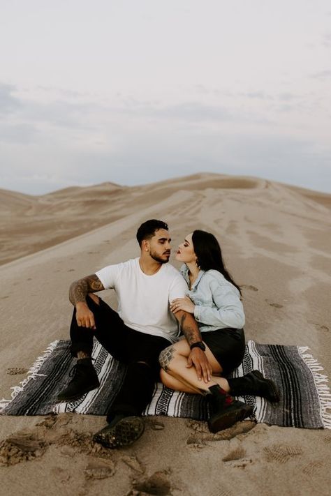 Couples Poses Photography, Family Photoshoot At Home, Sand Dunes Engagement Photos, Las Vegas Engagement Photos, Posing For Couples, Dunes Photoshoot, Sand Dunes Photoshoot, Vegas Engagement, Las Vegas Engagement