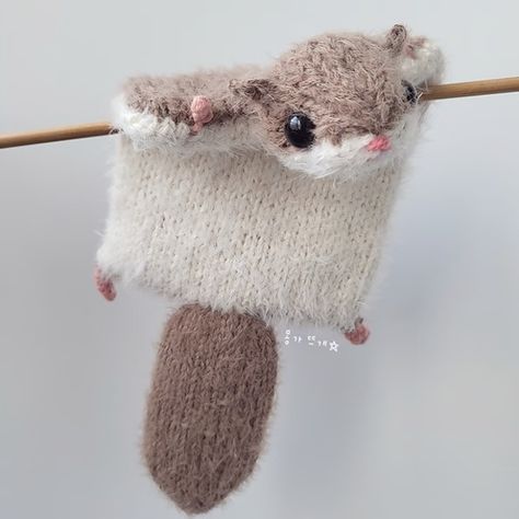 Flying Squirrel Crochet Pattern - English Using US Crochet T | Inspire Uplift Bat Knitting Pattern, Knit Stuffed Animals, Squirrel Crochet Pattern, Knitted Stuffed Animals, Scrap Projects, Knit Toys, Animal Knitting Patterns, Creative Knitting, Flying Squirrel