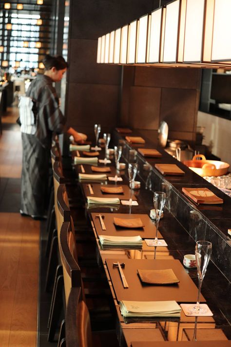 Sushi Counter Design, Sushi Counter, Cooking Restaurant, Whiskey Bar, Chefs Table, Food Stall, Sushi Bar, Commercial Space, Japanese Restaurant