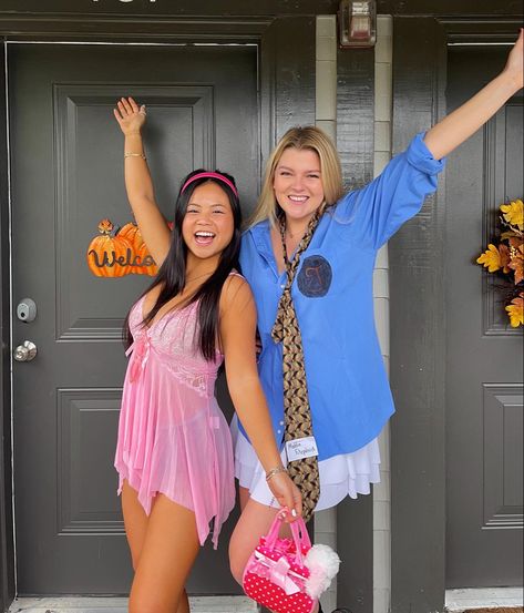 Maddie Fitzpatrick Costume, London Tipton And Maddie, London And Maddie Costumes, London Tipton Costume, Maddie Costume, Maddie Fitzpatrick, Girl Duo Costumes, Halloween Besties, Dynamic Duo Costumes