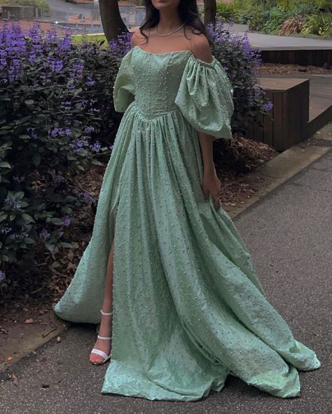 mint green formal princess dress  with pearls Prom Dresses For Oversized Women, Chubby Prom Dresses, Prom Dresses For Chubby Girls, Aesthetic Prom Dress, Dress For Chubby, Sketches Design, Fantasy Clothes, Prom Dress Plus Size, Prom Girl Dresses