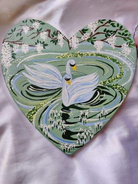 Bridgerton Painting Ideas, Painting On Heart Shaped Canvas, Heart Shape Canvas Painting, Heart Shaped Painting, Girly Canvas Painting Ideas, Heart Shaped Canvas Painting Ideas, Heart Shaped Canvas, Bf Gift, Istoria Artei