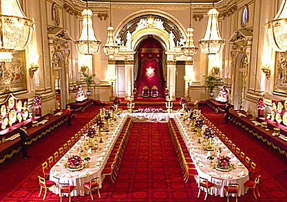 Royal dining room Royal Room, State Room, Palace Interior, Castles Interior, Throne Room, Royal Residence, The Royal Collection, Royal Life, Tables And Chairs